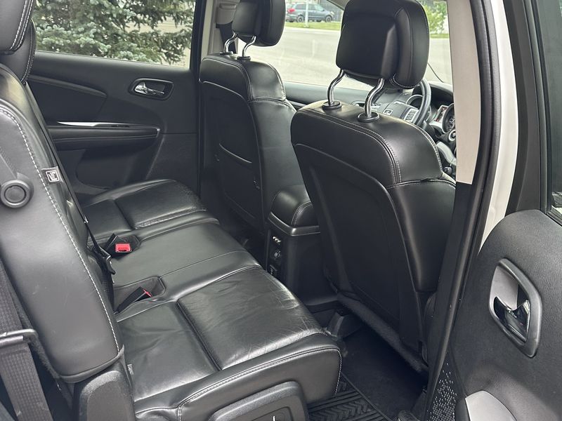 Dodge Journey rear seats after an interior detail